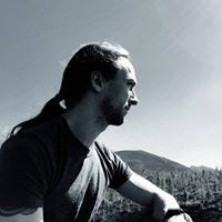 Florian Reinartz Medium