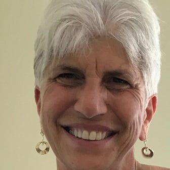 Maggie Robbins Medium