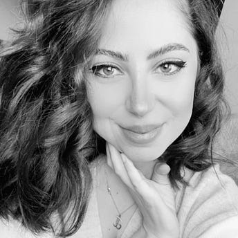 derya kurt medium