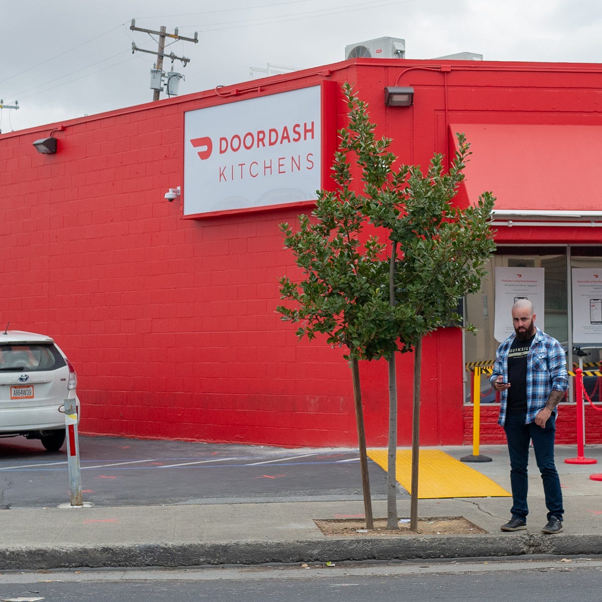 Food Delivery Is A Window Into Our Busy Overworked Lives By Thomas Smith Jul 2020 Onezero