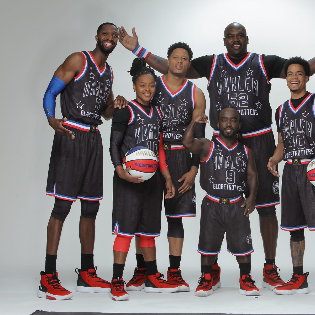 Jahmani 'Hot Shot' Swanson of The Harlem Globetrotters: 5 Things I Wish  Someone Told Me When I First Became A Professional Athlete | by Edward  Sylvan, CEO of Sycamore Entertainment Group |