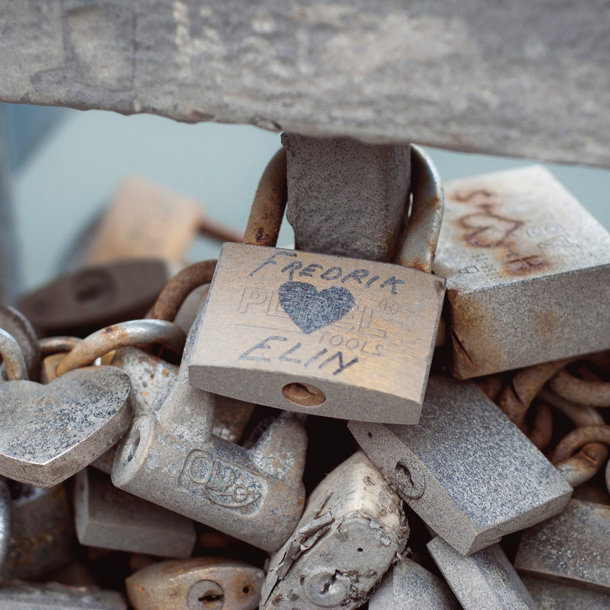 The Empty Promise Of Relationship Apps By Jake Pitre Onezero