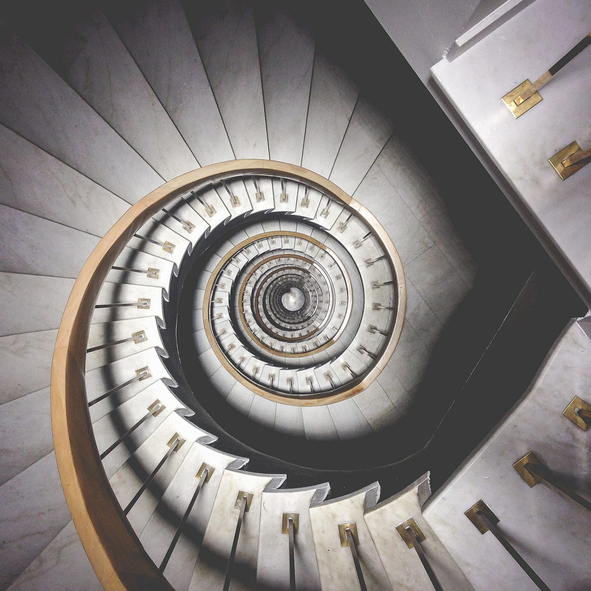 Are Your Escapist Habits Wrecking Your Life By Lesley Alderman