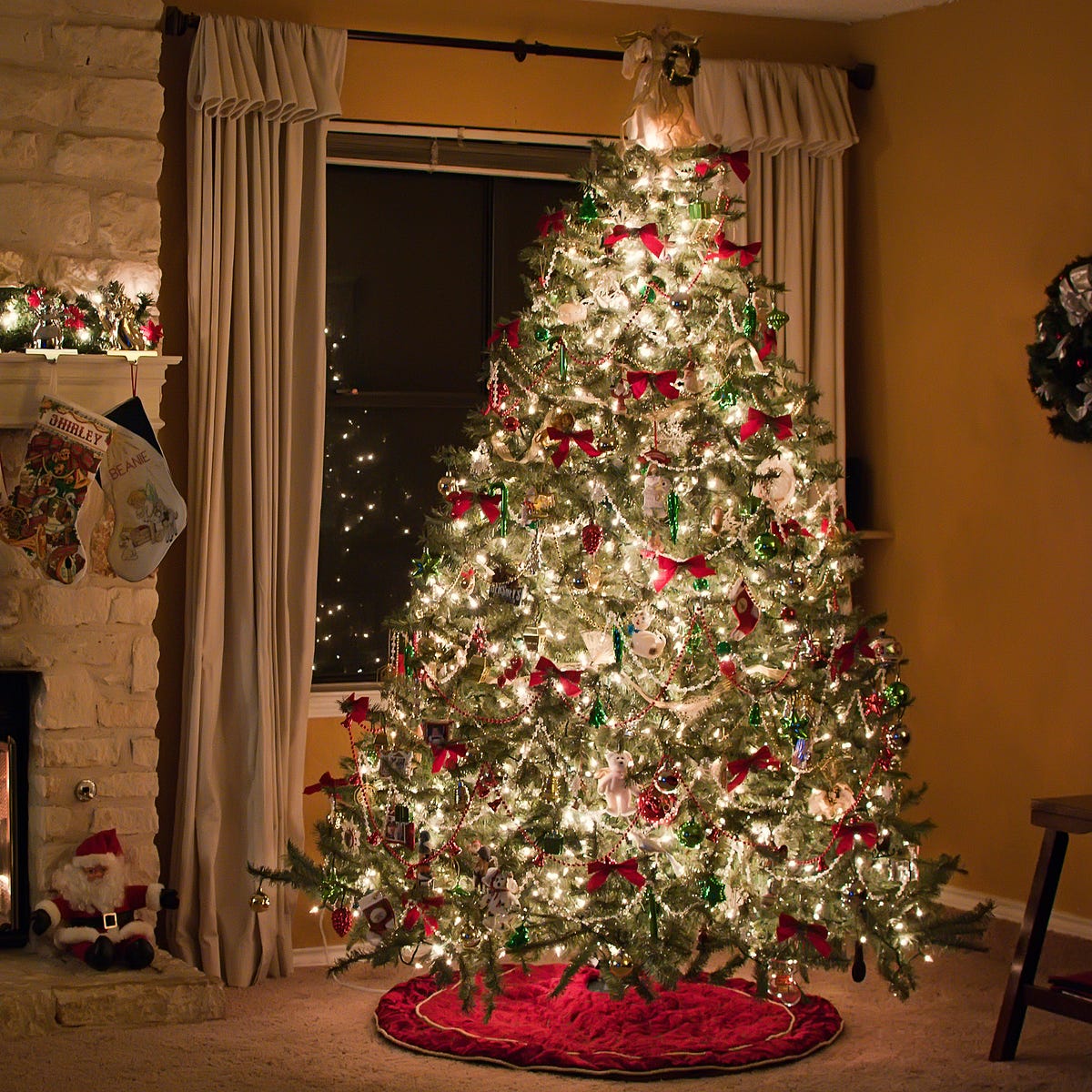 What I Learned From Watching 33 Hallmark Christmas Movies By Rob