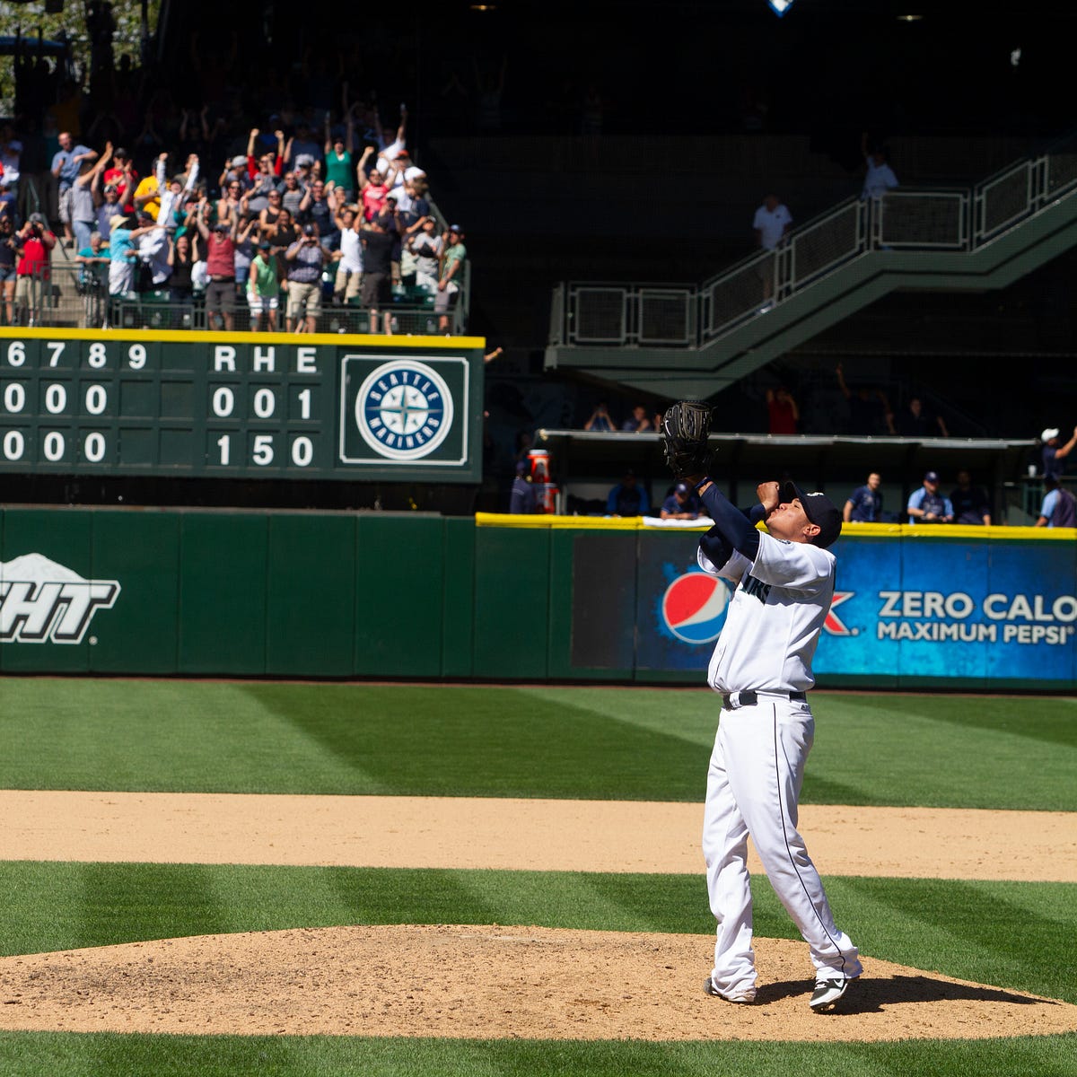 Classic Mariners Games: Félix Hernández's Perfect Game | by Mariners PR |  From the Corner of Edgar & Dave