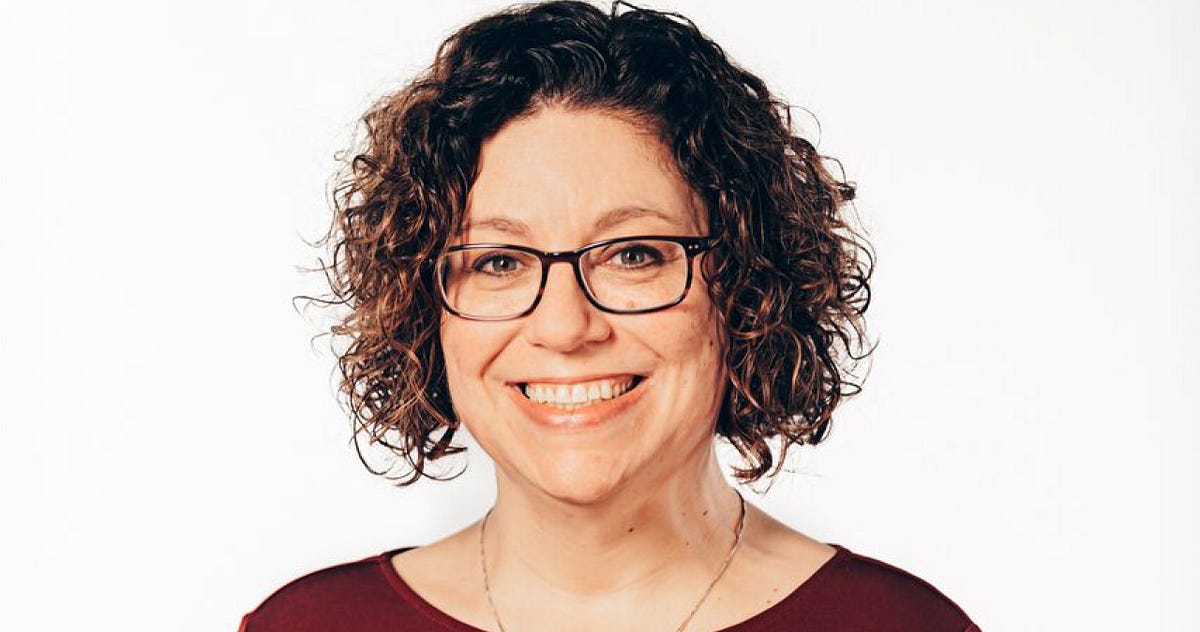 Jennifer Best of All American Entertainment How to Effectively