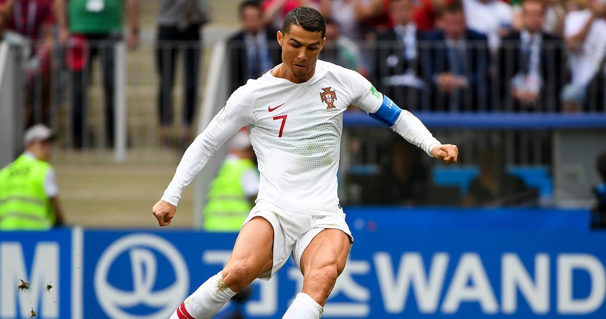 Explaining Cristiano Ronaldo S Knuckleball Free Kick Technique Via Biomechanics And Sports Science By Dr Rajpal Brar Medium Explaining Cristiano Ronaldo S Knuckleball Free Kick Technique Via Biomechanics And Sports Science By Dr Rajpal Brar Medium