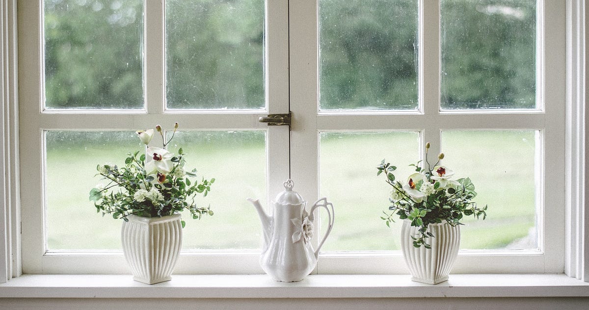 [請益] 大跌時是否該賣債買股或分段購入