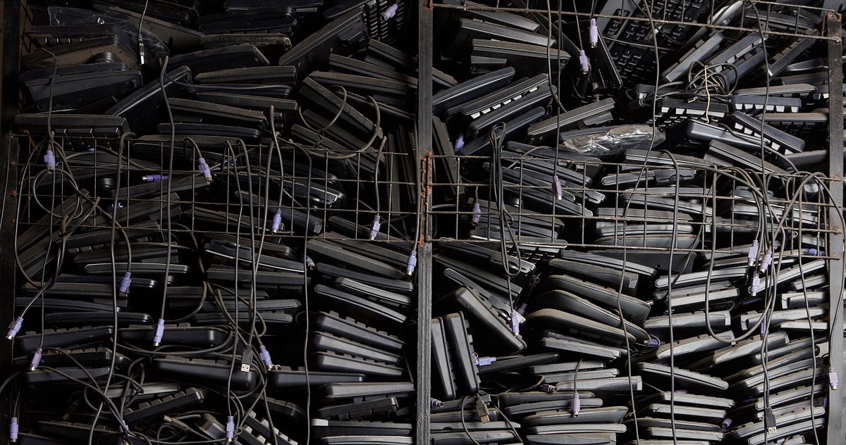 Your Broken iPhone Is a Climate Change Issue