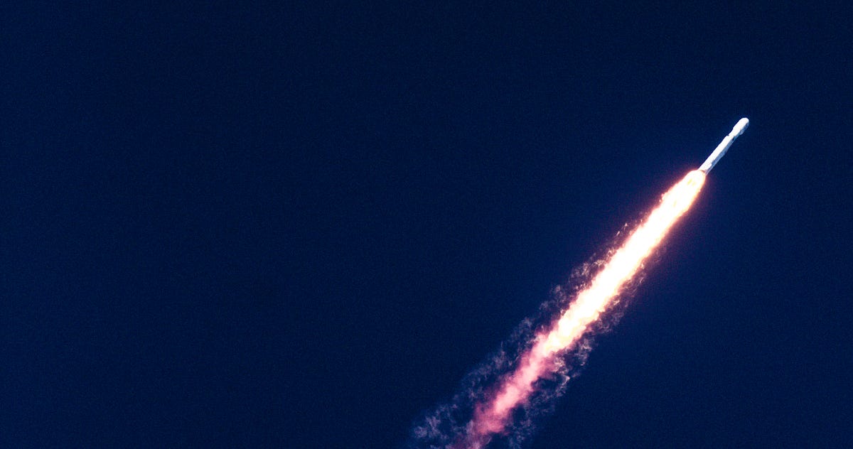 Why Illumination Grew So Quickly. Perspective from a writer by John