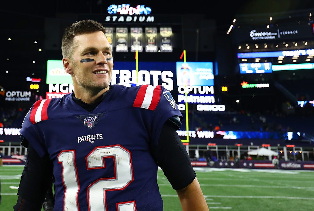 tom brady jersey medium