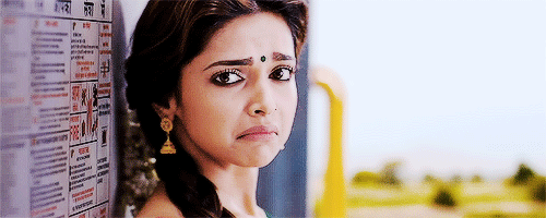 20 Bollywood Reactions You Will Relate To If You Love Shopping ...