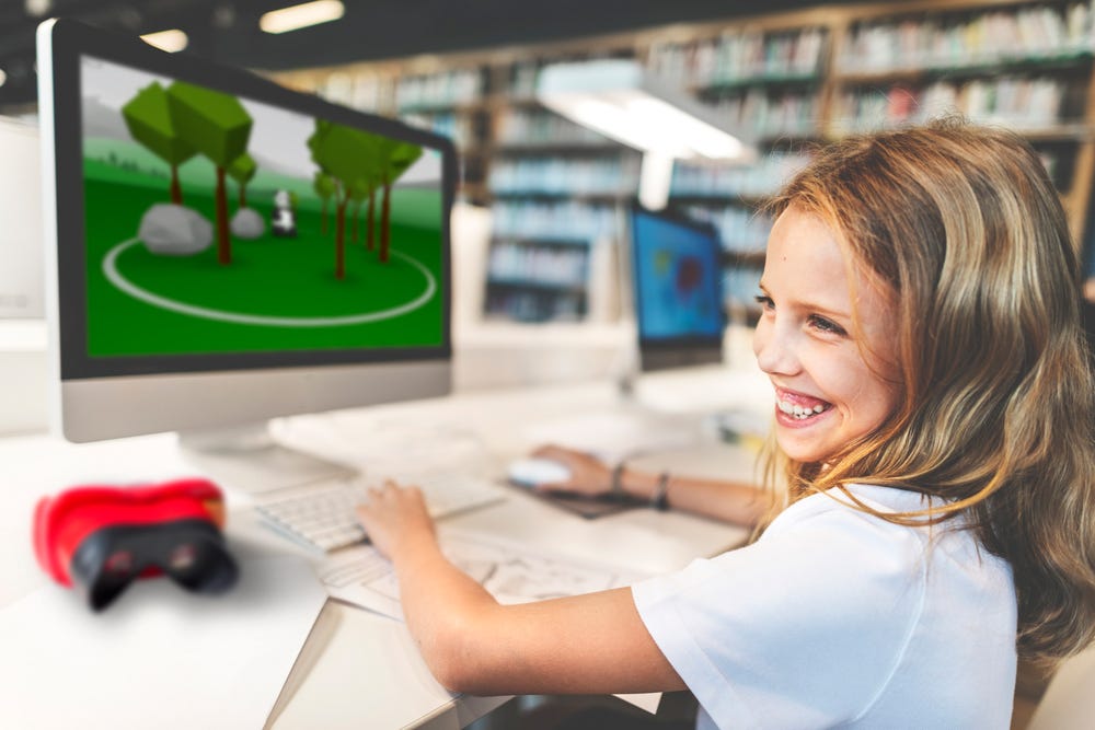 Building virtual realities in the classroom by Susanne Krause AR