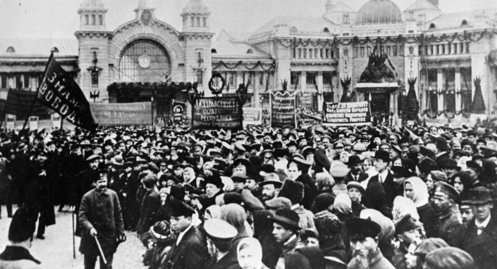 Resultado de imagem para imagens da revolução russa de 1917