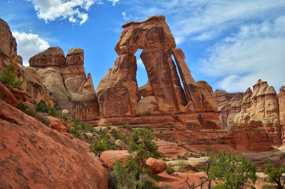 best hikes in canyonlands