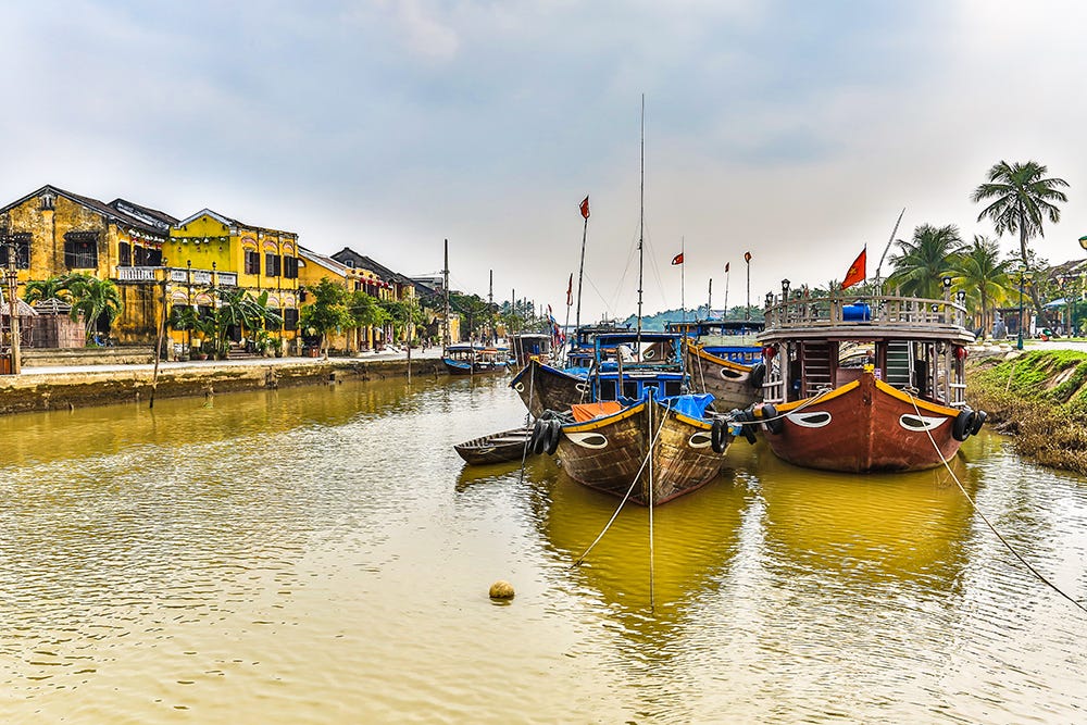Community and Catalytic Projects: Da Nang, Vietnam  by 100 Resilient 