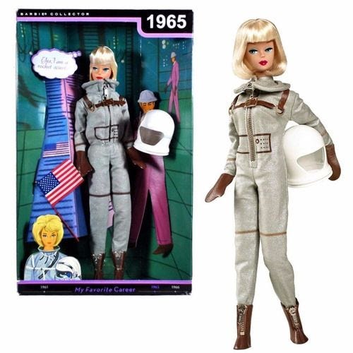 Boneca Barbie astronauta “My Favorite Career”.