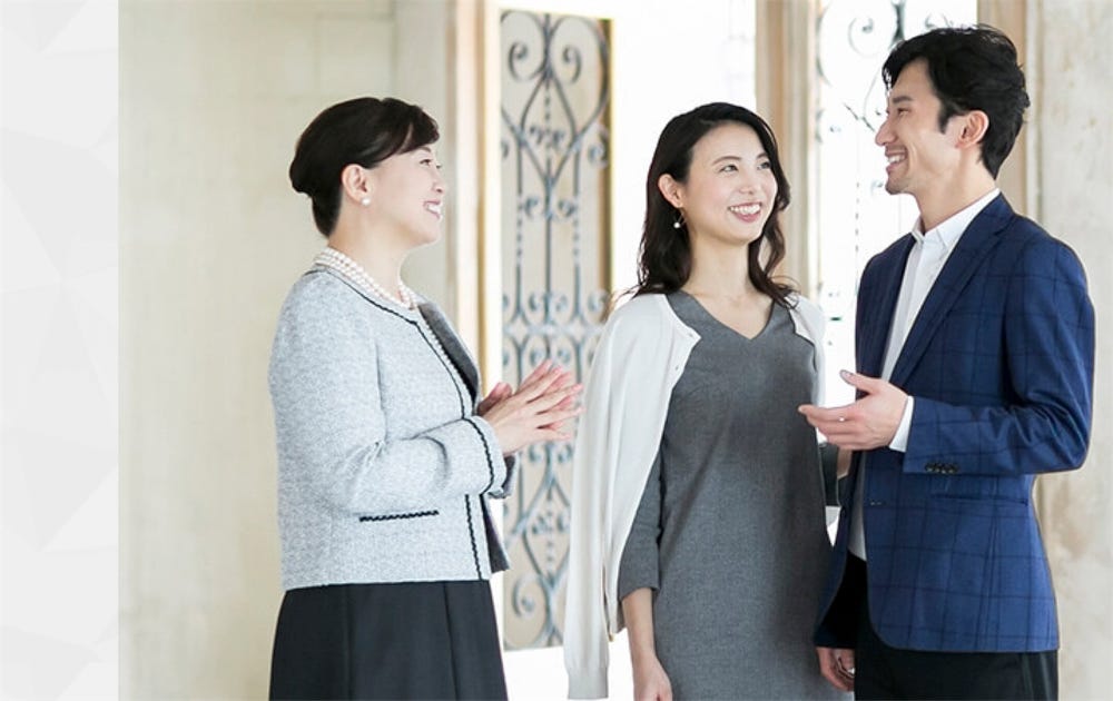 國際戀愛婚姻詐欺師令人心寒媒婆產業重新發光發亮 Joel Fukuzawa Medium