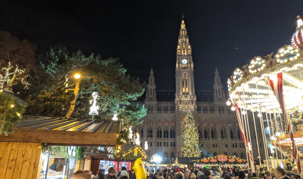 Hamburg rathaus christmas market kamera