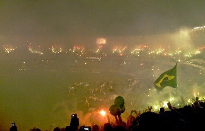 Eramos Onze Fluminense De 2008 Dez Anos Atras O Fluminense Chegava By Joao Gabriel Mesquita Francischetto Blog De Bate E Pronto Medium