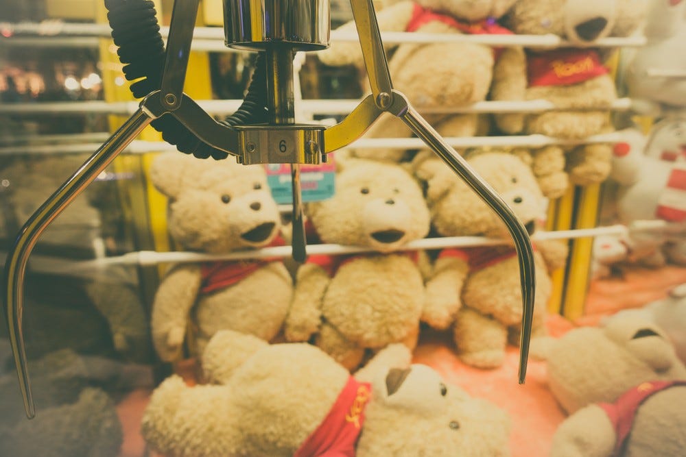 teddy bear claw machine