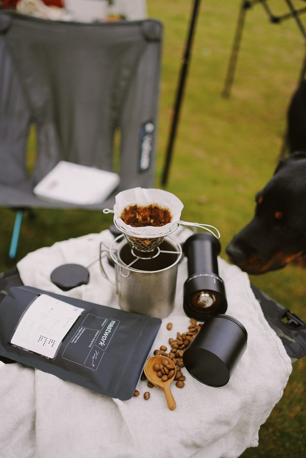 咖啡碎念 Wpm 手搖磨豆器值得入手麼之不專業開箱 咖啡日常 Coffee Daily Medium 咖啡碎念 Wpm 手搖磨豆器值得入手麼之不專業開箱 咖啡日常 Coffee Daily Medium
