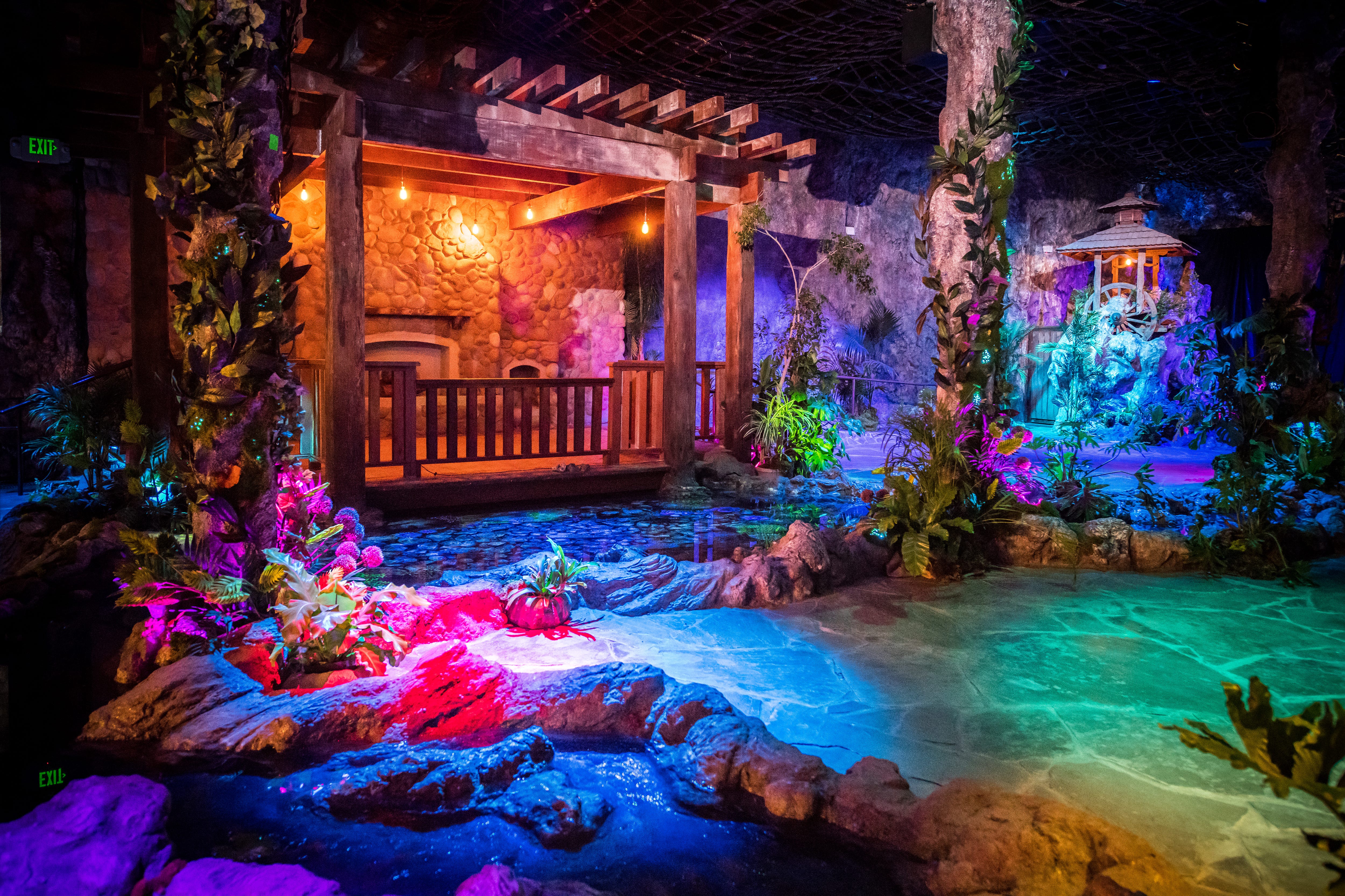 ‪Come experience the Unreal Garden mixed reality art exhibit presented