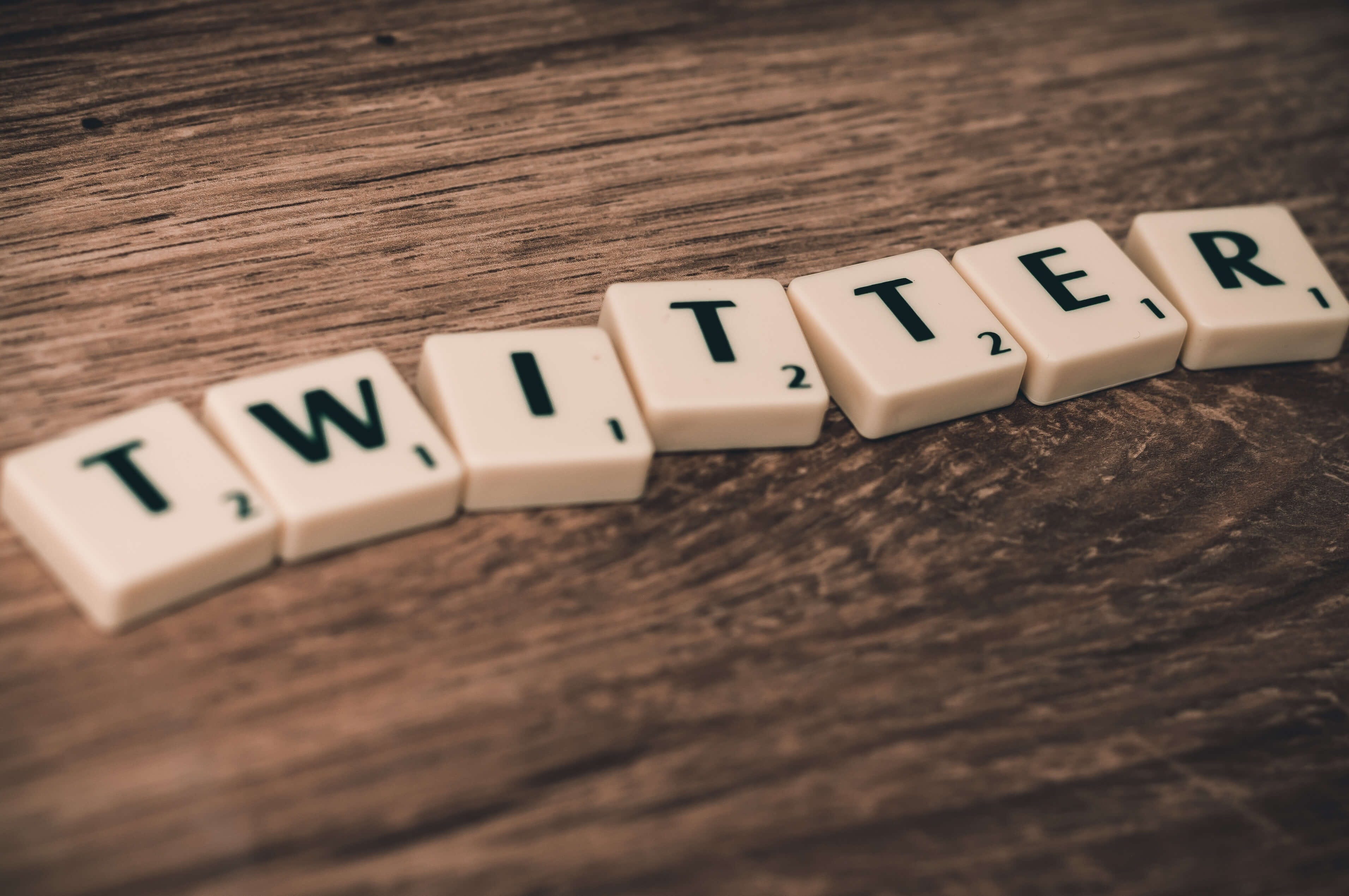 Twitterの モーメント 機能がついに全ユーザー利用可能に モーメント について知っておきたいこととマーケターとしての見通し By Taiki B Rusuban Co Medium Twitterの モーメント 機能がついに全ユーザー利用可能に モーメント について知っておきたいこととマーケターとしての見通し By Taiki B Rusuban Co Medium