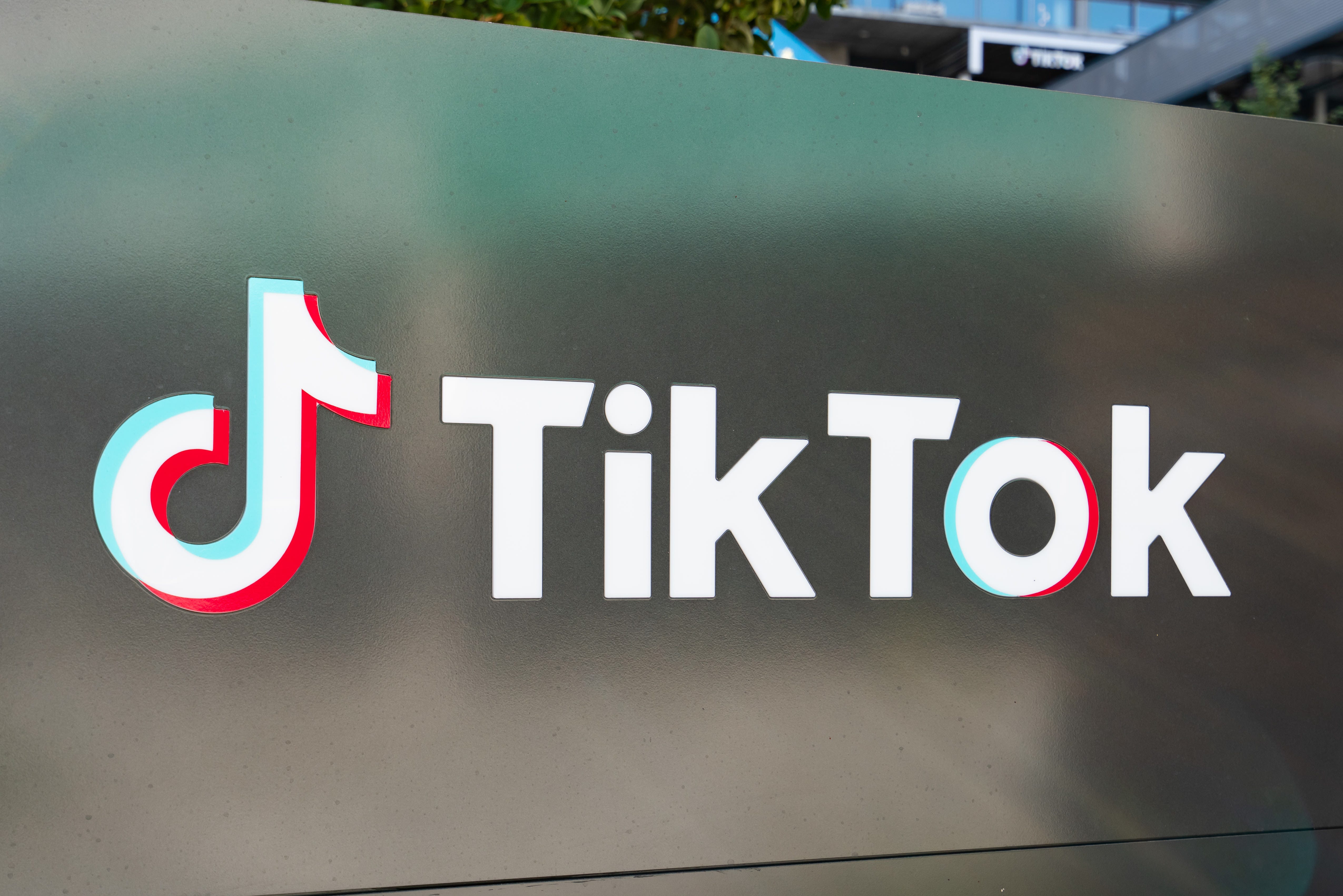 Tiktok S Viral Ocean Spray Video Was A Bad Omen Marker