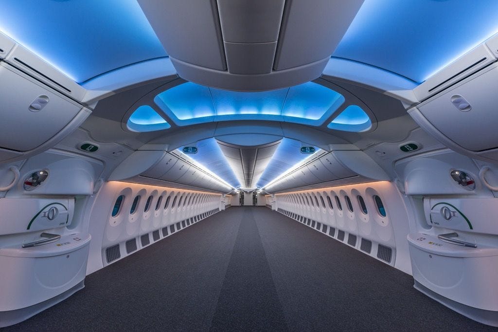 This Is What The Inside Of An Empty Boeing 787 Looks Like