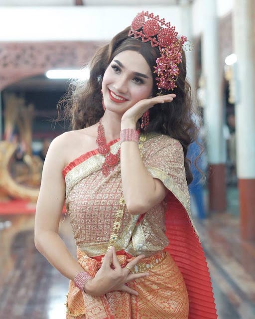 Beautiful Crossdresser From Thailand Lycorcatsuit Medium