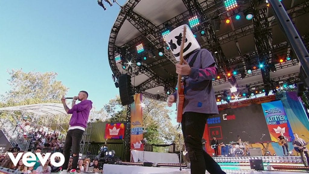 Watch Marshmello And Kane Brown Perform One Thing Right Live