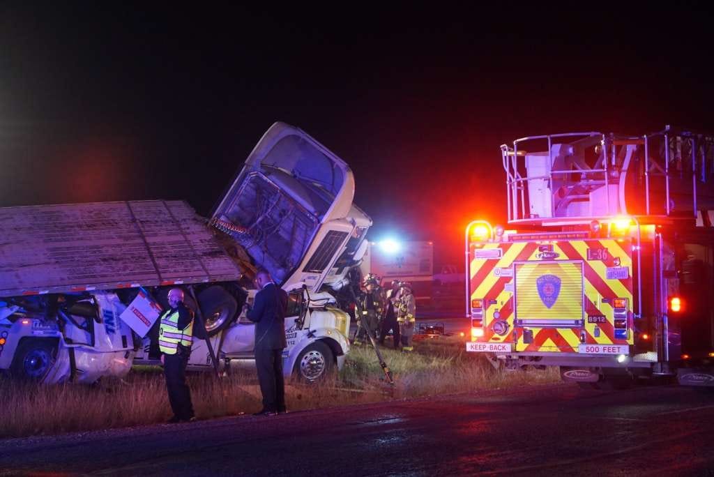 18-Wheeler Accident Lawyer in San Antonio by Duggu Medium.