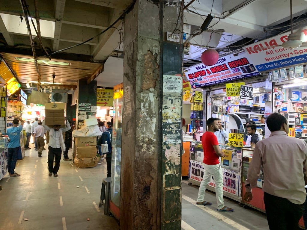 インドに行ってきました 5 デリーの電気街 Nehru Place By Takuya Ichise Takuya Ichise Medium