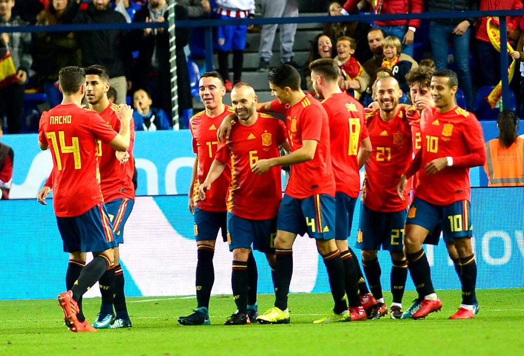 Sorteo del Mundial Rusia 2018: Así ven en la prensa deportiva las  posibilidades de España | by Cristian Caraballo | upday ESPAÑA | Medium