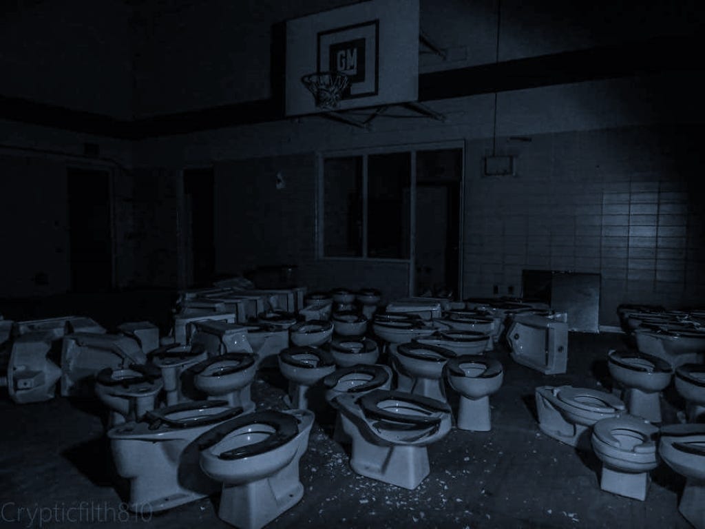 La Storia Del Cesso Qualche Sera Fa Sono Uscito E Ho By Germano Hell Greco M E L A N G E Medium