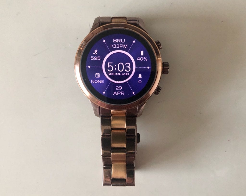 michael kors smartwatch not tracking steps