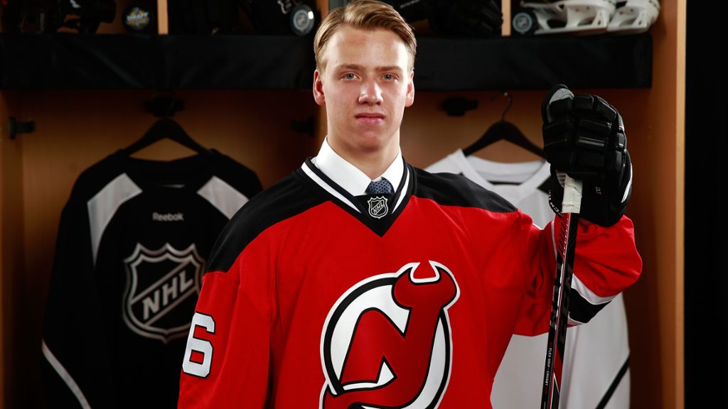 New Jersey Devils Sign Jesper Bratt to 