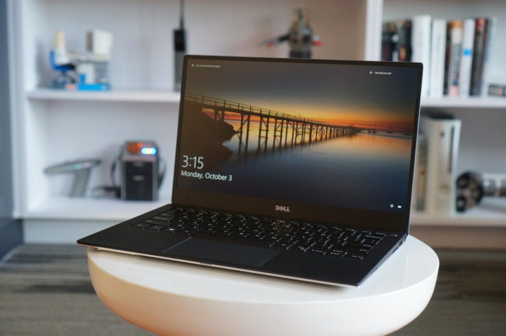 Get free laptops for college students from the government by