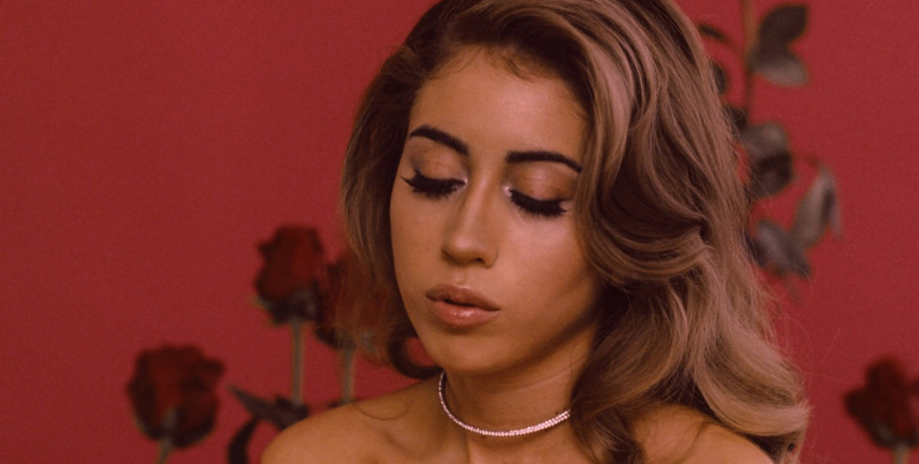 The Problem with Kali Uchis/White Latinxs | by Etienne Rodriguez | Medium