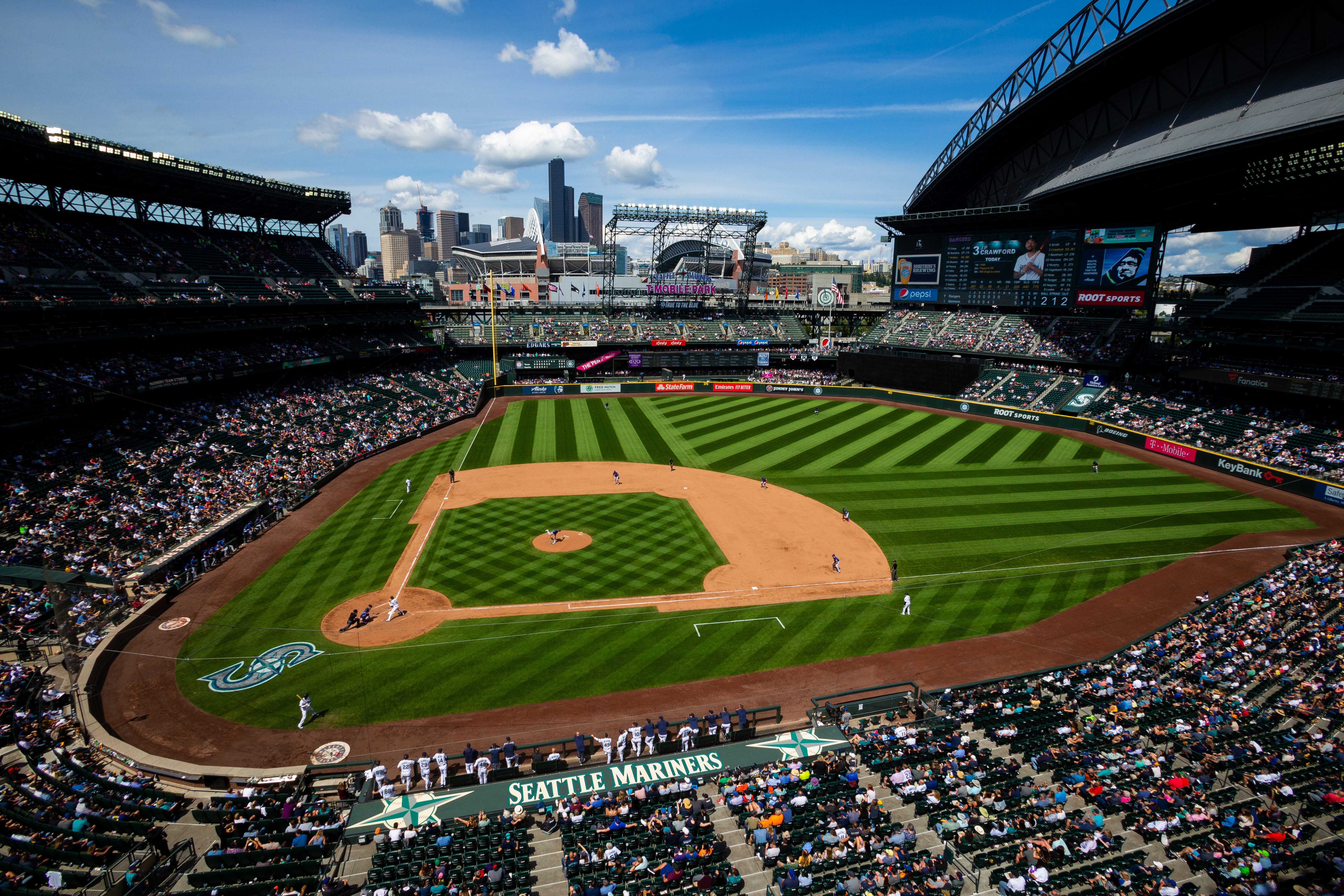 Bloodworks Northwest And Seattle Mariners Team Up To Save Lives By Marinerspr From The Corner Of Edgar Dave