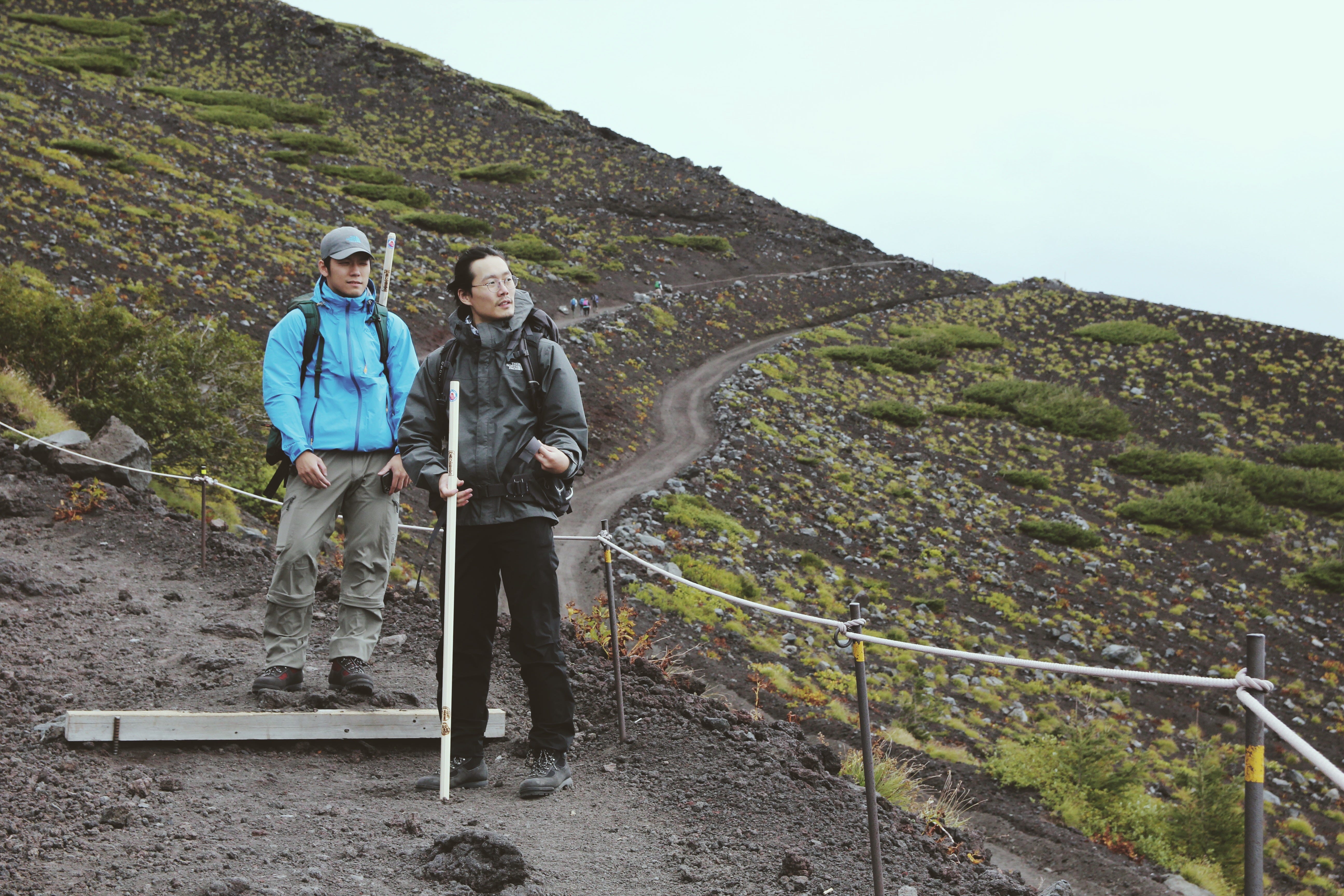二登富士山無緣御來光卻遇見最美的琉璃光夜景 日本有句諺語說 富士山 一度も登らぬ馬鹿 二度登る馬鹿 意思是説 沒爬過富士 By Ycliu Drifting Soul Medium 二登富士山無緣御來光卻遇見最美的琉璃光夜景 日本有句諺語說 富士山 一度も登らぬ馬鹿 二度登る馬鹿 意思是説 沒爬過富士 By Ycliu Drifting Soul Medium