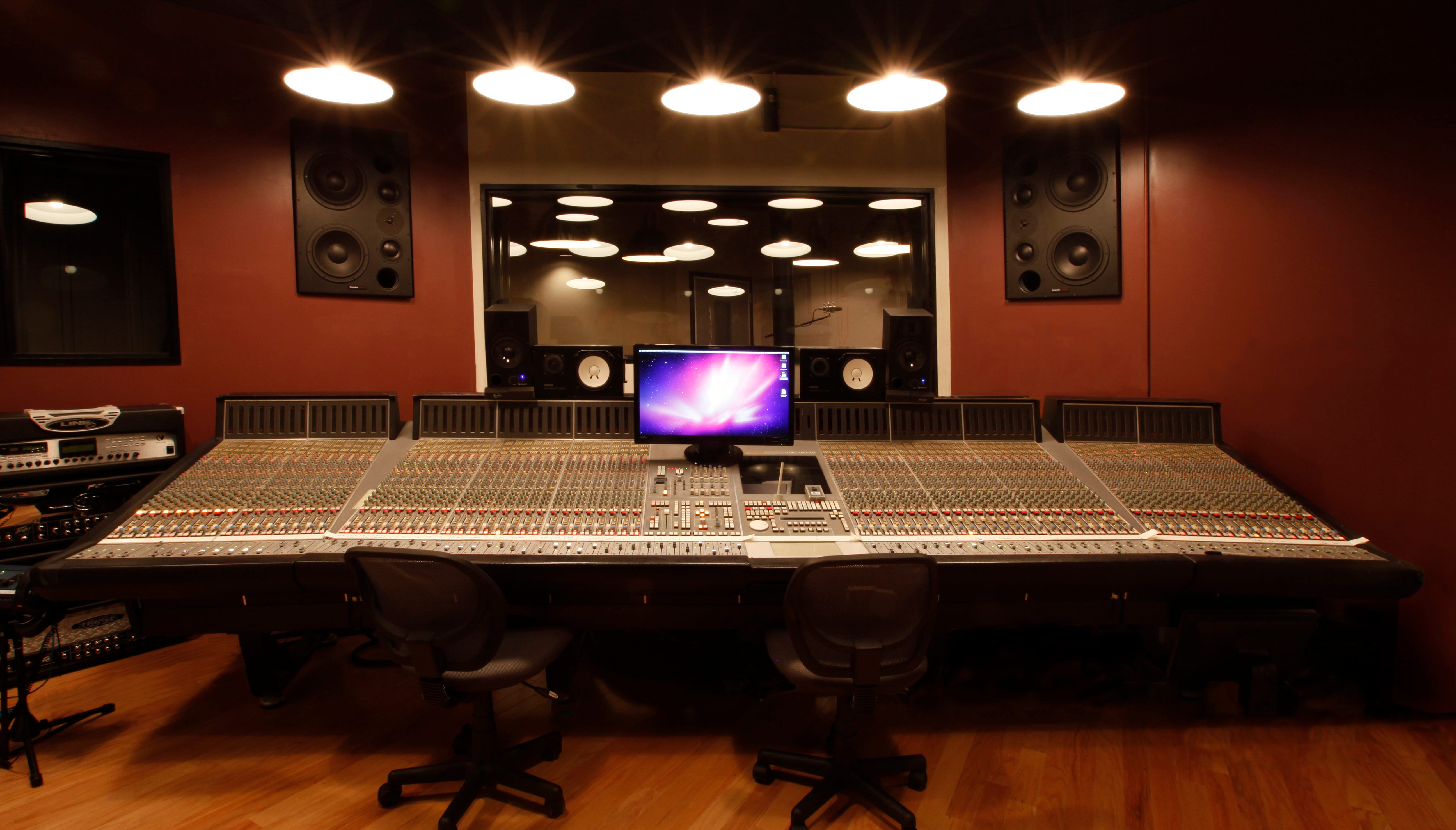 Finding the Right High End Recording Studio for Your Needs