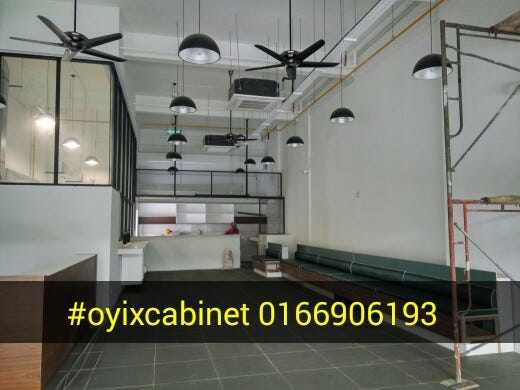 Contractor Repairing A Plaster Ceiling Crack Penampang Call Wa