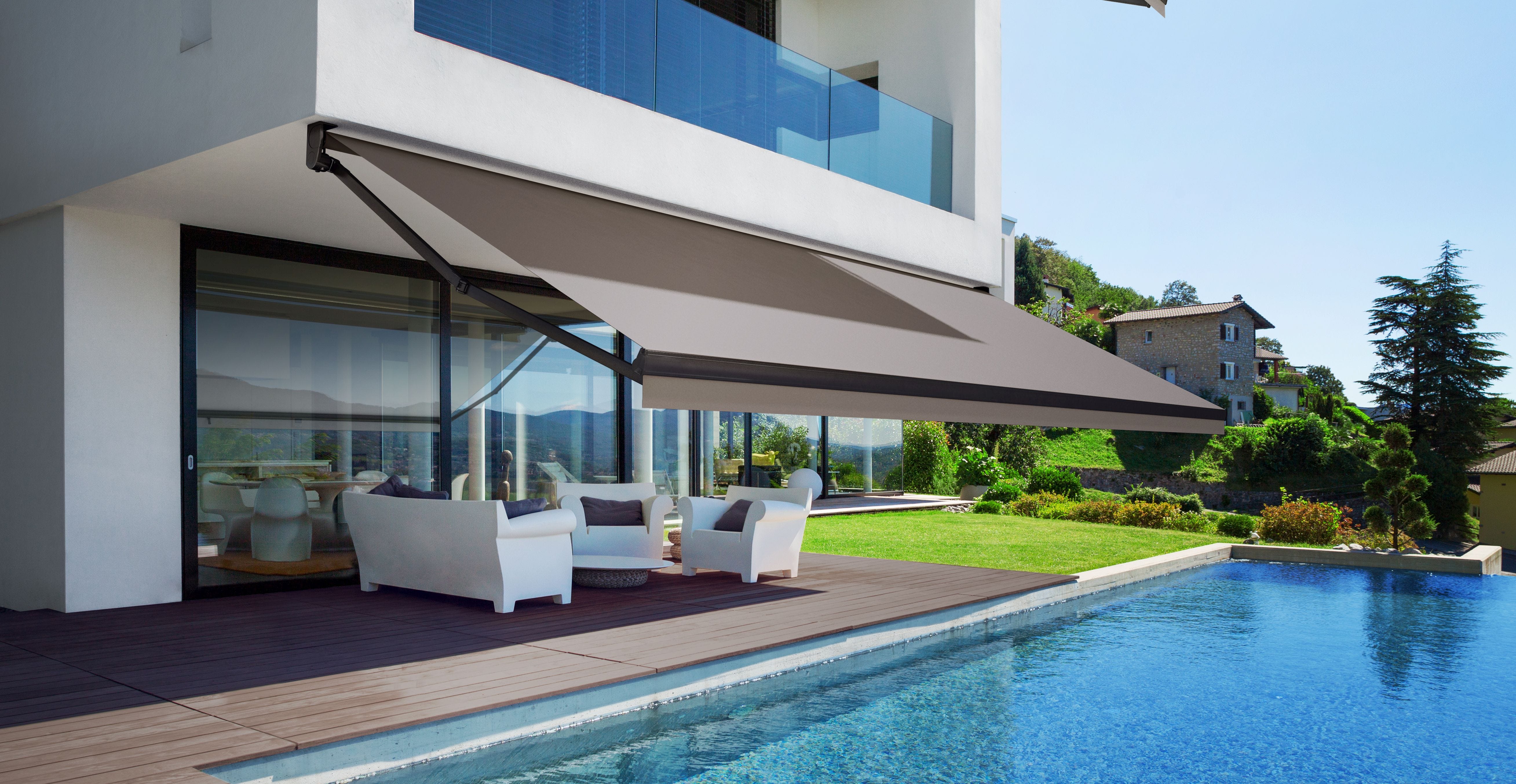 Choose A Motorized Retractable Awning - taurus0x