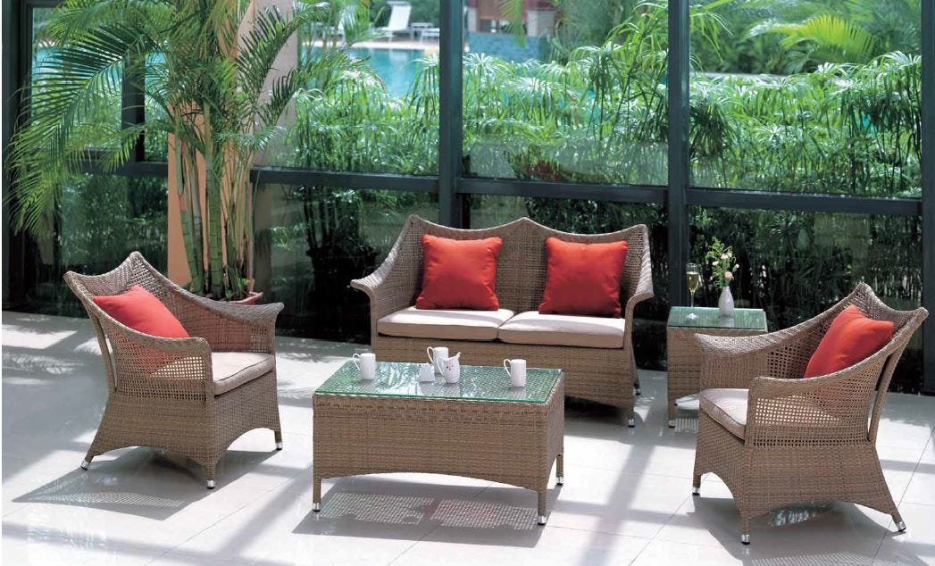 6 Things to Consider When Purchasing Outdoor Furniture from a Retailer