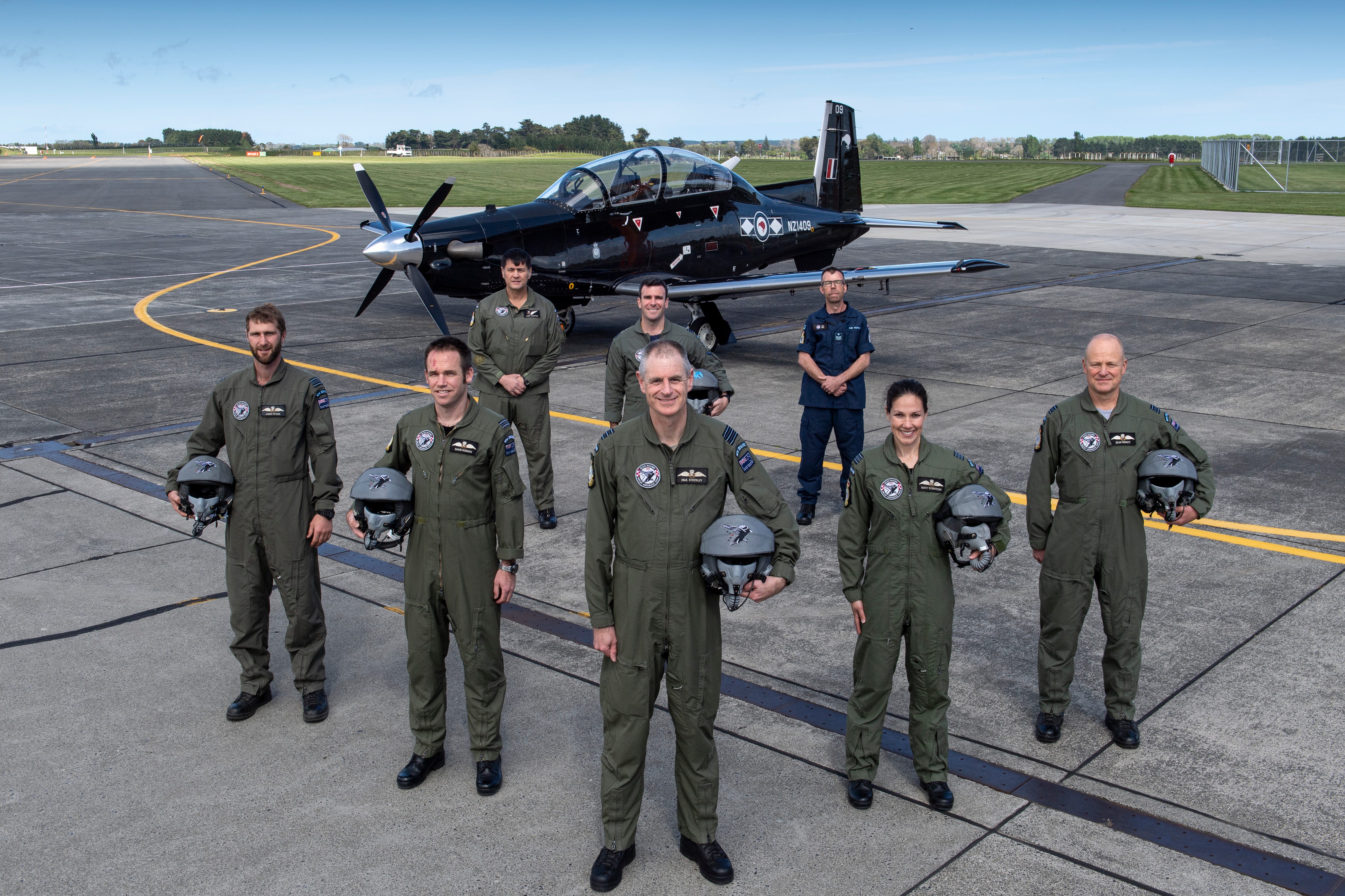 New Black Falcons Air Force aerobatics 
