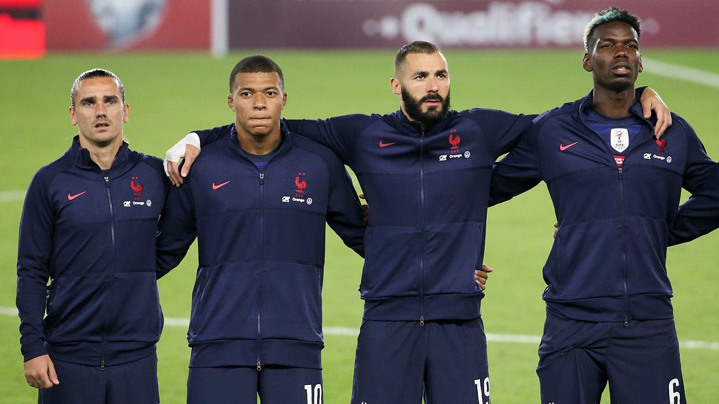 Antoine Griezmann, Kylian Mbappé, Karim Benzema e Paul Pogba: os principais jogadores da França.