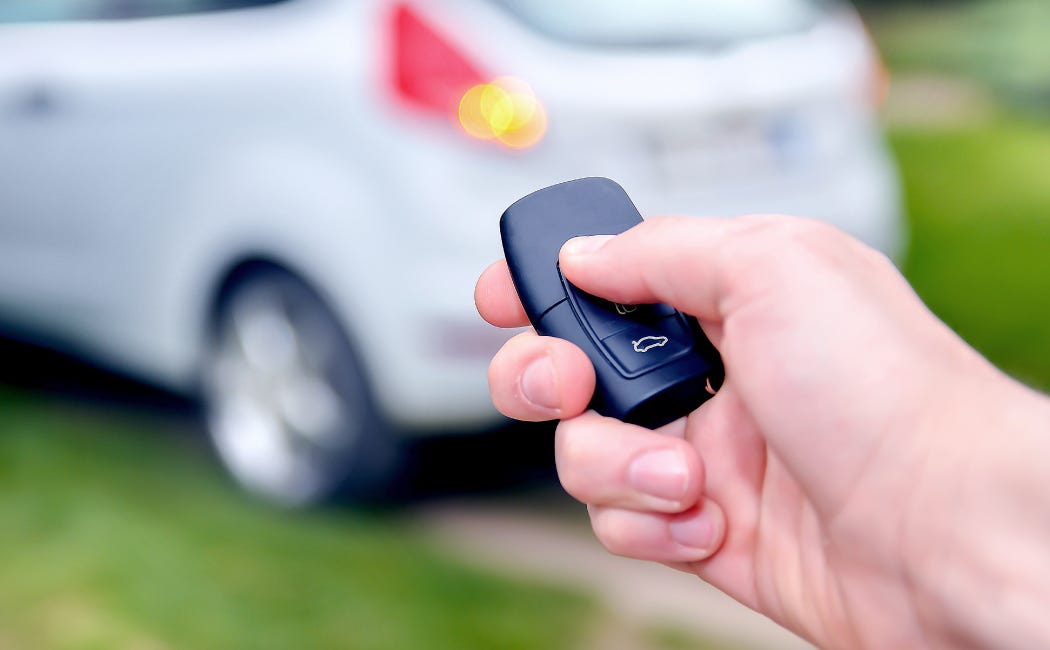 Protect yourself from keyless car theft with car insurance by GoBear