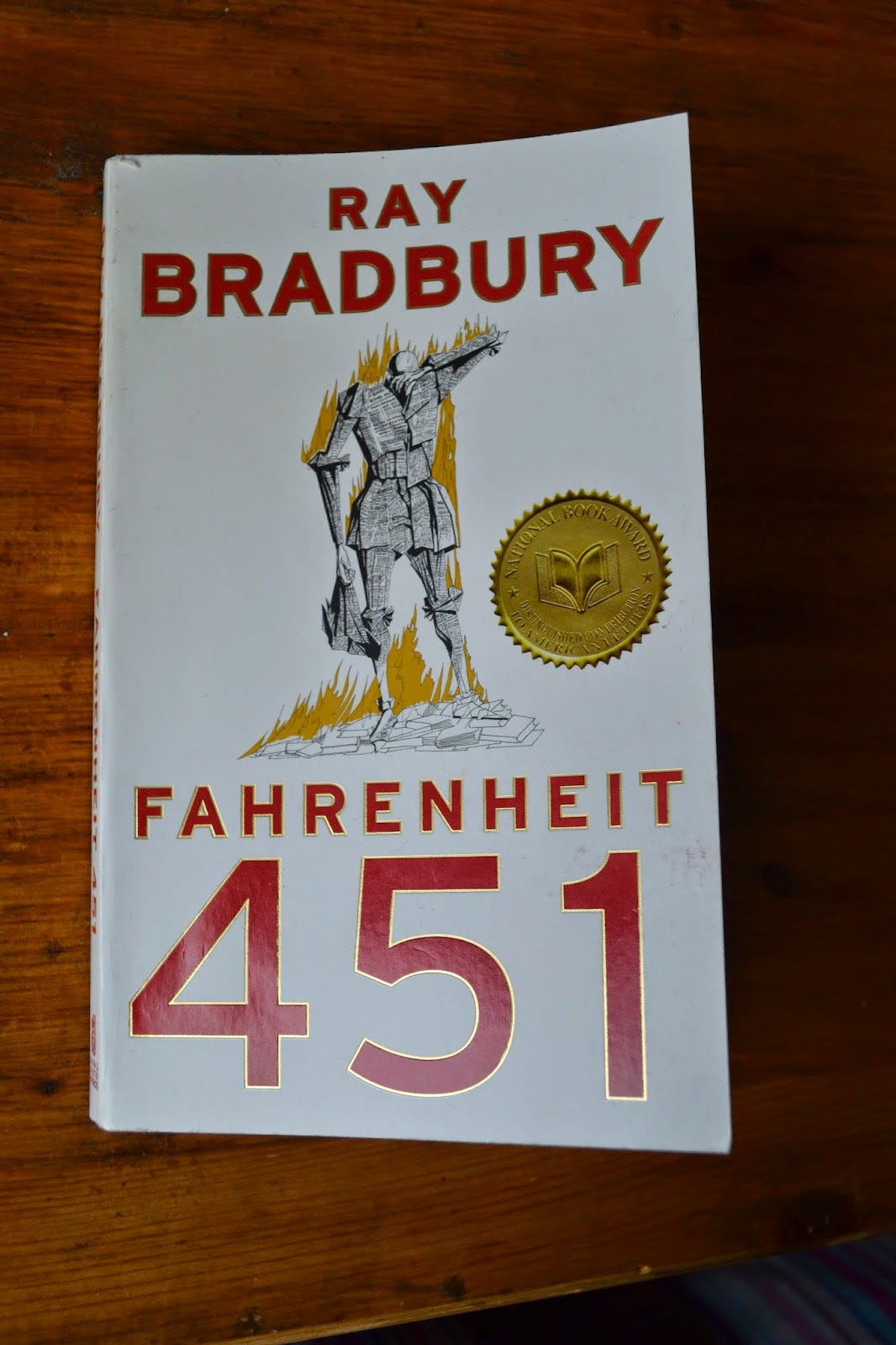 fahrenheit 451 book review essay